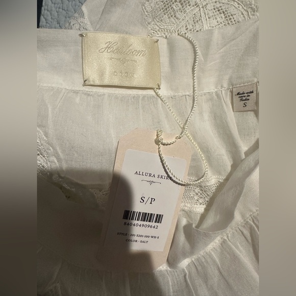 Doen Allura Skirt in Salt - Picture 6 of 10